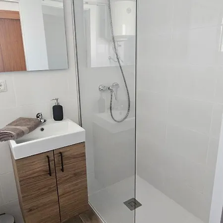 Apartment Kaizen3 Beachfront Pools And Terrace